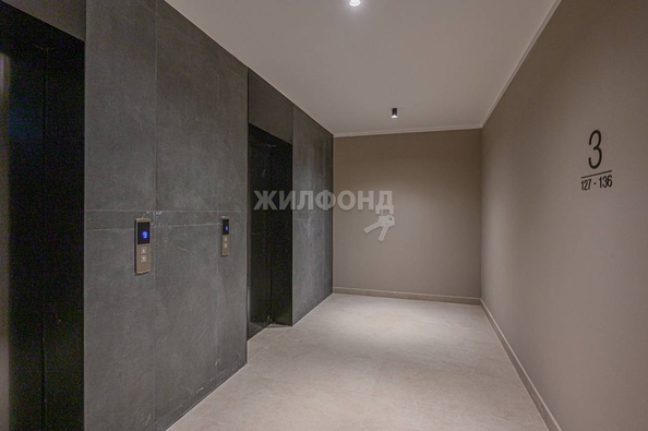 
   Продам 3-комнатную, 67.6 м², Аэропорт ул, 88

. Фото 1.