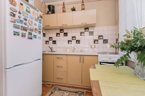 
   Продам 3-комнатную, 57.7 м², Вертковская ул, 12

. Фото 19.