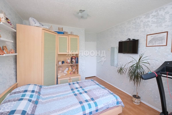 
   Продам 3-комнатную, 63.4 м², Зорге ул, 60

. Фото 4.