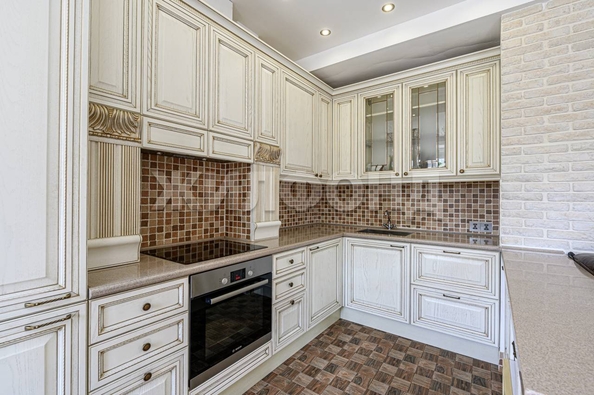 
   Продам 2-комнатную, 55 м², Станиславского ул, 4

. Фото 5.