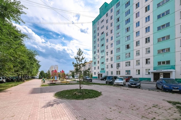 
   Продам 2-комнатную, 57.8 м², В. Высоцкого ул, 41/4

. Фото 36.