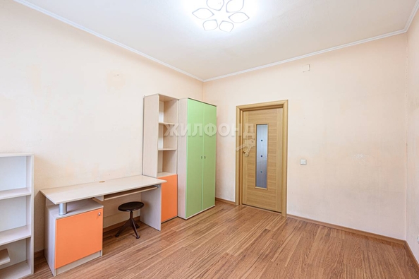 
   Продам 3-комнатную, 65.4 м², Ленина ул, 20

. Фото 11.