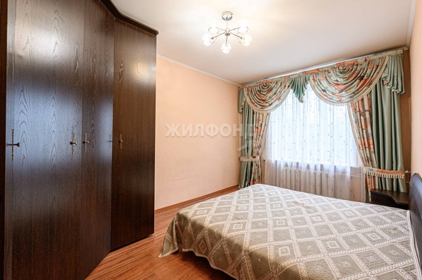 
   Продам 3-комнатную, 65.4 м², Ленина ул, 20

. Фото 7.