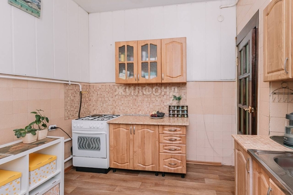 
   Продам дом, 63.6 м², Новосибирск

. Фото 13.