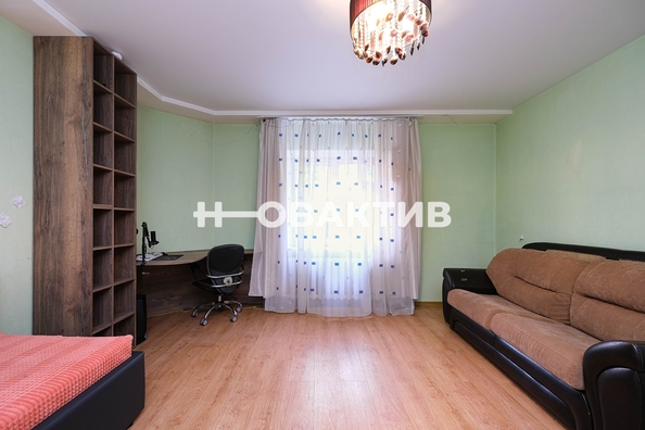 
   Продам таунхаус, 307.1 м², Новосибирск

. Фото 43.