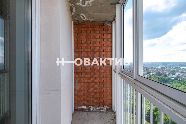 
   Продам 2-комнатную, 55.9 м², Коминтерна ул, 126

. Фото 18.