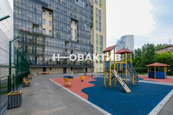 
   Продам 1-комнатную, 37.3 м², Есенина ул, 12/1

. Фото 17.