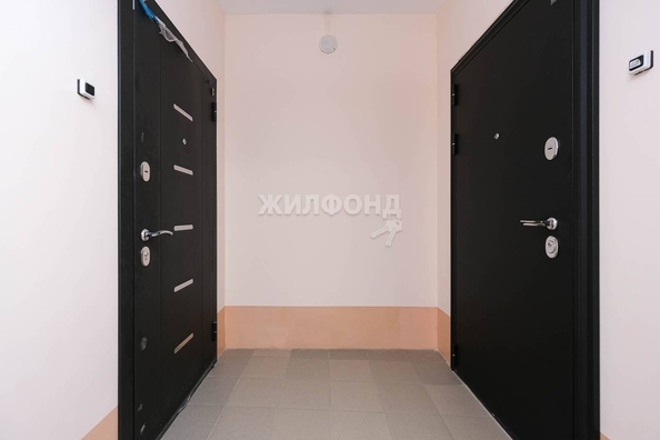 
   Продам 2-комнатную, 60.6 м², Героев Революции ул, 23/1

. Фото 22.