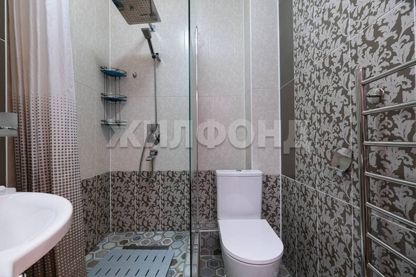 
   Продам 3-комнатную, 83.2 м², Серафимовича ул, 18а

. Фото 20.