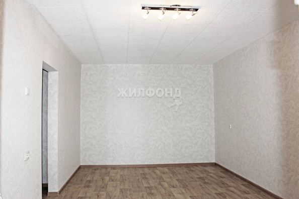 
   Продам 2-комнатную, 43.2 м², Грибоедова ул, 32/1

. Фото 2.