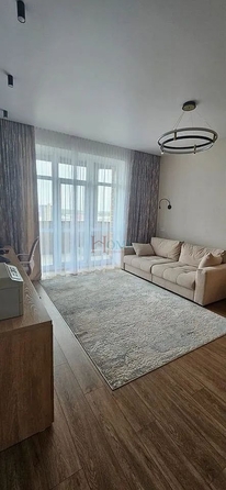 
  Сдам в аренду 4-комнатную квартиру, 156 м², Новосибирск

. Фото 8.