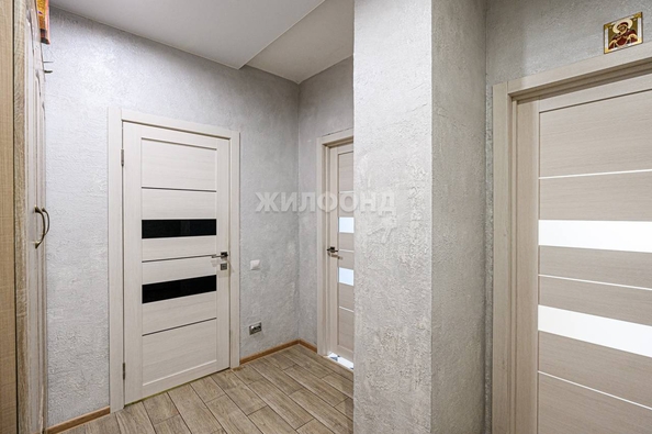 
   Продам 2-комнатную, 40.5 м², Приморская ул, 24

. Фото 20.