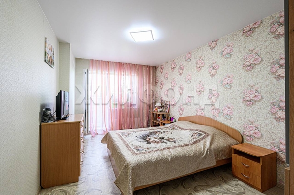 
   Продам 2-комнатную, 40.5 м², Приморская ул, 24

. Фото 6.