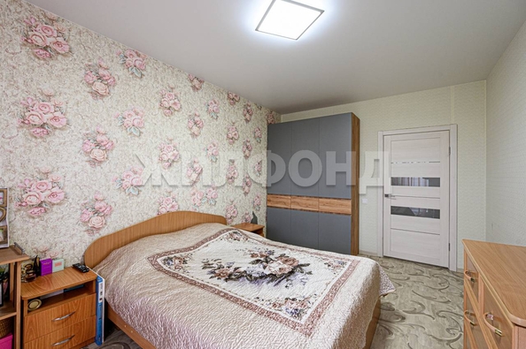 
   Продам 2-комнатную, 40.5 м², Приморская ул, 24

. Фото 9.