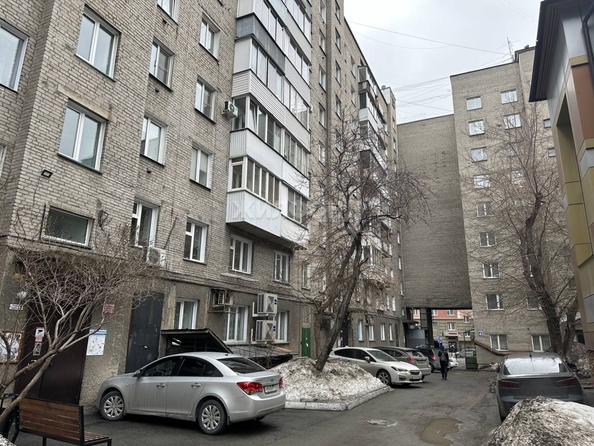 
   Продам 2-комнатную, 42 м², Семьи Шамшиных ул, 37а

. Фото 17.