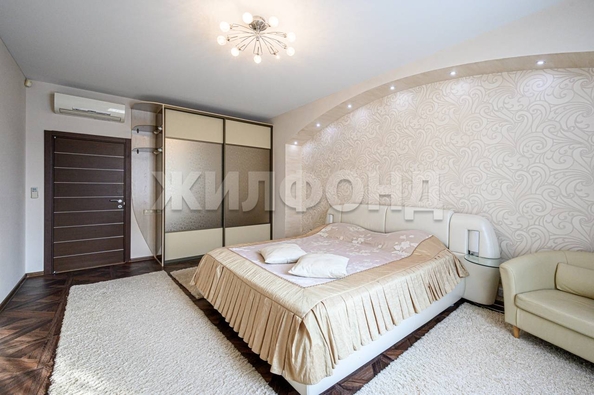 
   Продам 3-комнатную, 117.4 м², Щетинкина ул, 49

. Фото 18.