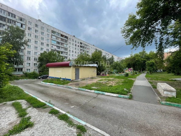 
   Продам 1-комнатную, 30.9 м², Кропоткина ул, 127

. Фото 18.