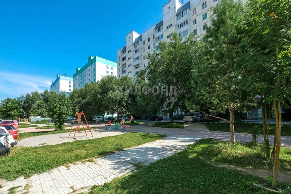 
   Продам 2-комнатную, 52.6 м², В. Высоцкого ул, 41/2

. Фото 27.