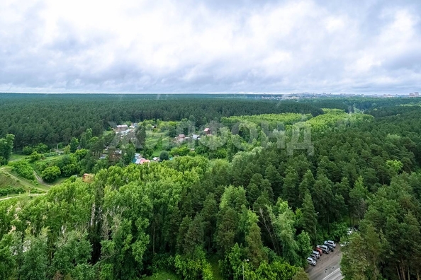 
   Продам 3-комнатную, 71.3 м², Сухарная ул, 109

. Фото 48.