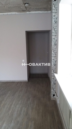 
   Продам 1-комнатную, 32.1 м², Бориса Богаткова ул, 188

. Фото 2.