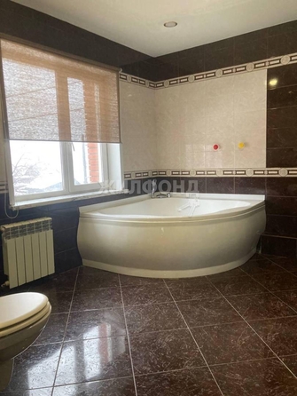 
   Продам дом, 190.4 м², Новосибирск

. Фото 16.