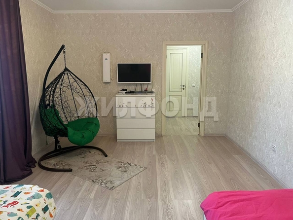 
   Продам 3-комнатную, 104.7 м², 2-й (4 мкр.) кв-л, 233

. Фото 9.