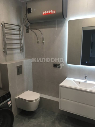 
   Продам 3-комнатную, 62.7 м², 3-й микрорайон, 14/1

. Фото 16.