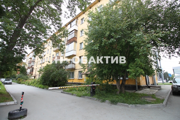 
   Продам 2-комнатную, 41.7 м², Богдана Хмельницкого ул, 20

. Фото 2.