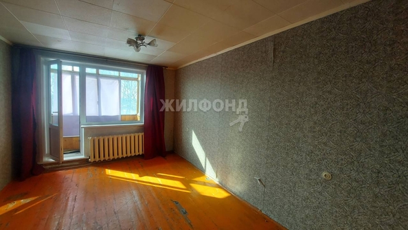 
   Продам 1-комнатную, 30 м², Микрорайон тер, 6

. Фото 2.