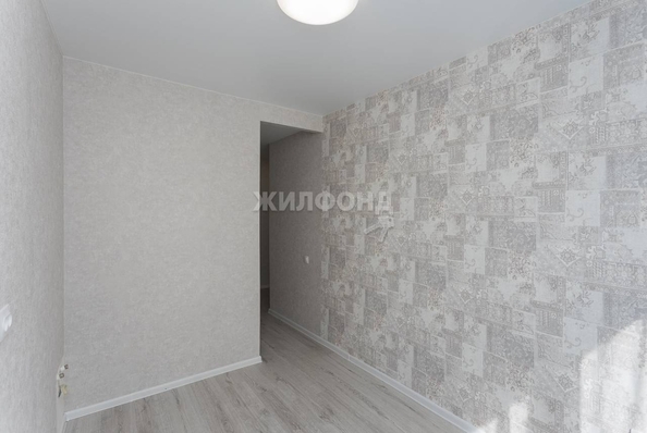 
   Продам 2-комнатную, 43.9 м², Бориса Богаткова ул, 165

. Фото 6.