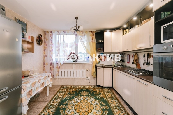 
   Продам дом, 190 м², Новосибирск

. Фото 18.