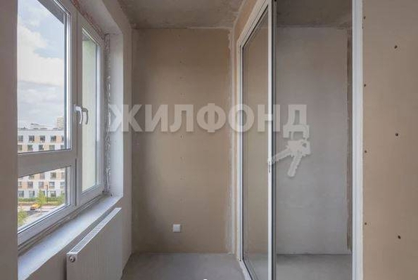 
   Продам 3-комнатную, 90 м², 3-й микрорайон, 1

. Фото 4.