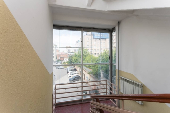 
   Продам 4-комнатную, 115.3 м², Серебренниковская ул, 23

. Фото 4.