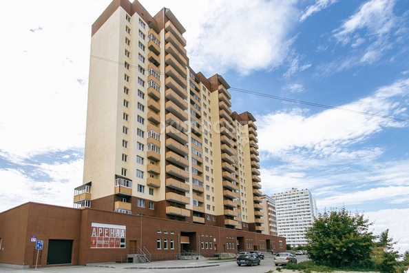 
   Продам 1-комнатную, 39.6 м², Виктора Уса ул, 1/1

. Фото 5.