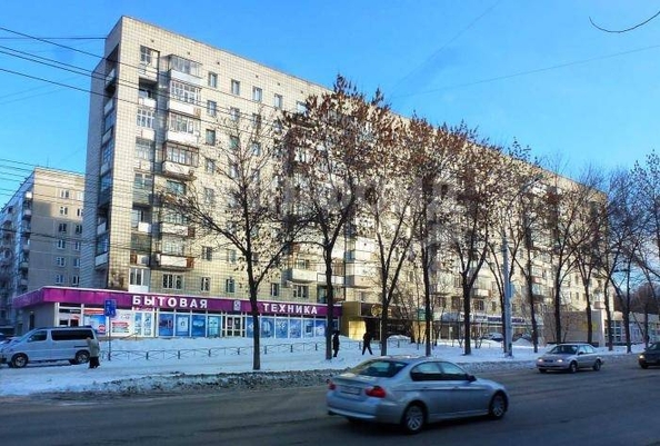 
   Продам 2-комнатную, 44 м², Ватутина ул, 11

. Фото 2.