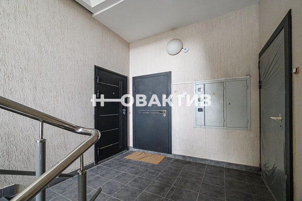 
   Продам 3-комнатную, 67.5 м², 1-е Мочищенское ш, 150

. Фото 3.