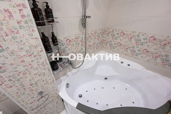 
   Продам 3-комнатную, 67.5 м², 1-е Мочищенское ш, 150

. Фото 20.