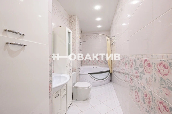 
   Продам 3-комнатную, 67.5 м², 1-е Мочищенское ш, 150

. Фото 22.