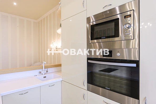 
   Продам 3-комнатную, 67.5 м², 1-е Мочищенское ш, 150

. Фото 35.