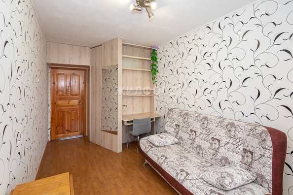 
   Продам 3-комнатную, 62.6 м², Приморская ул, 33

. Фото 9.