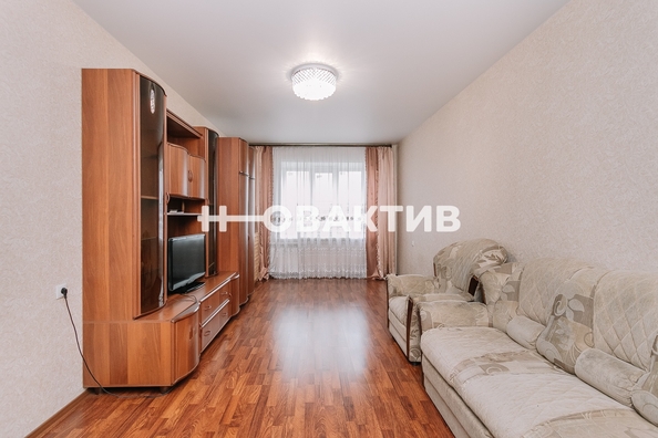 
   Продам 1-комнатную, 43.6 м², Киевская ул, 3

. Фото 1.