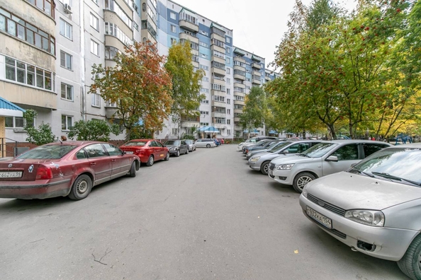 
   Продам 2-комнатную, 52.8 м², В. Высоцкого ул, 11

. Фото 19.