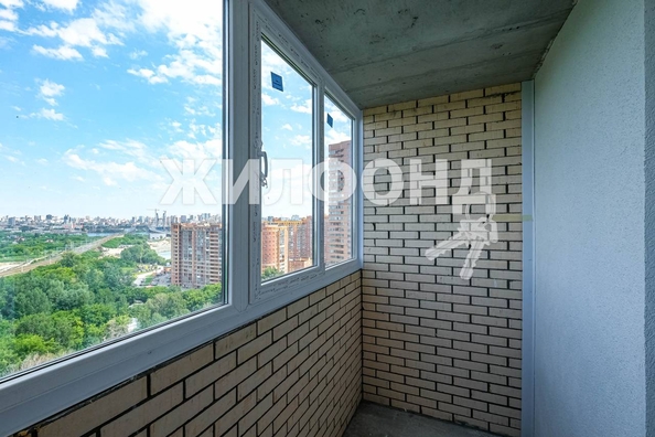 
   Продам 3-комнатную, 60.5 м², Горский мкр, 14

. Фото 20.