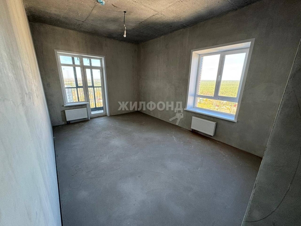 
   Продам 3-комнатную, 125 м², Сухарная ул, 105/1

. Фото 4.