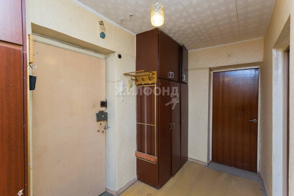 
   Продам 2-комнатную, 56.9 м², Курчатова ул, 7/6

. Фото 1.