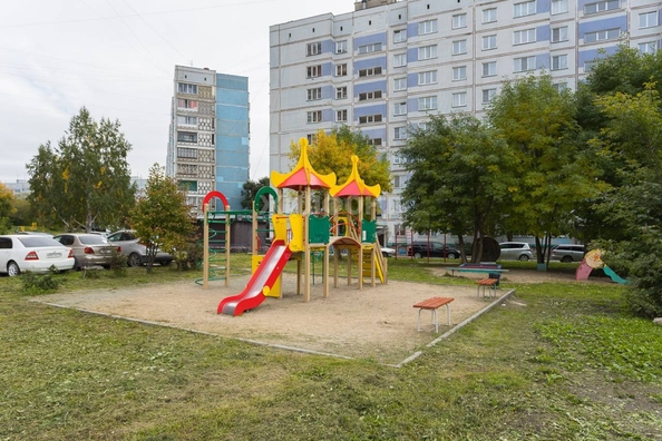 
   Продам 2-комнатную, 56.9 м², Курчатова ул, 7/6

. Фото 23.