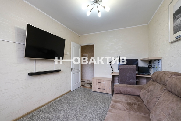 
   Продам 3-комнатную, 58.9 м², Полтавская ул, 45

. Фото 14.