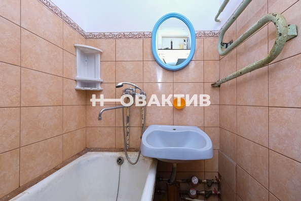 
   Продам 4-комнатную, 61.1 м², Большевистская ул, 2

. Фото 14.