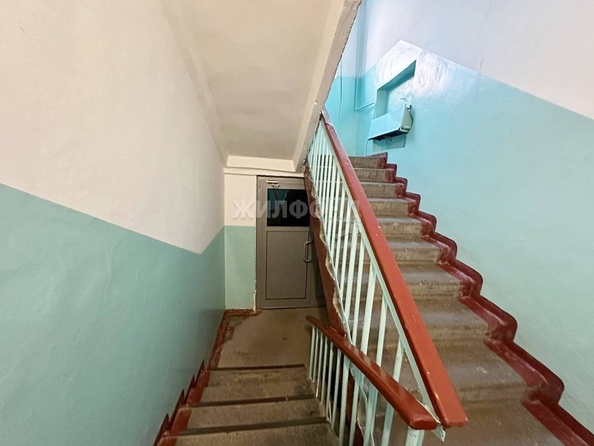 
   Продам 3-комнатную, 56.5 м², Гоголя ул, 1

. Фото 15.