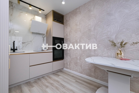 
   Продам 1-комнатную, 37.6 м², Дунаевского ул, 14/2

. Фото 6.